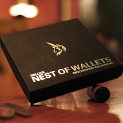[네스팅월렛]Nesting Wallets 관객의 반지를 여러겹의 지갑속으로 순식간에 이동시킵니다.